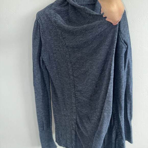 Free People Bohemian Wrap Cardigan Navy Blue Sz M DAMAGED Boho Flowy Ruching - Picture 8 of 8